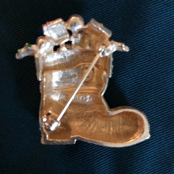 Vintage Christmas Stocking Boot Brooch - Picture 5 of 7